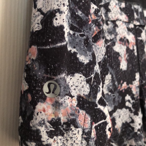 Lululemon Speed Up Short 2.5 - Picture 3 of 4